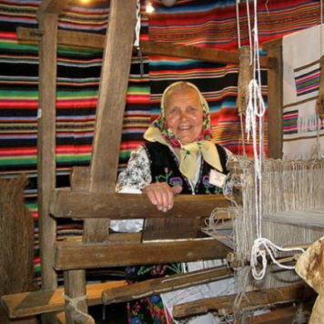 Vereteno Slavid Weaving and Spinning Magic
